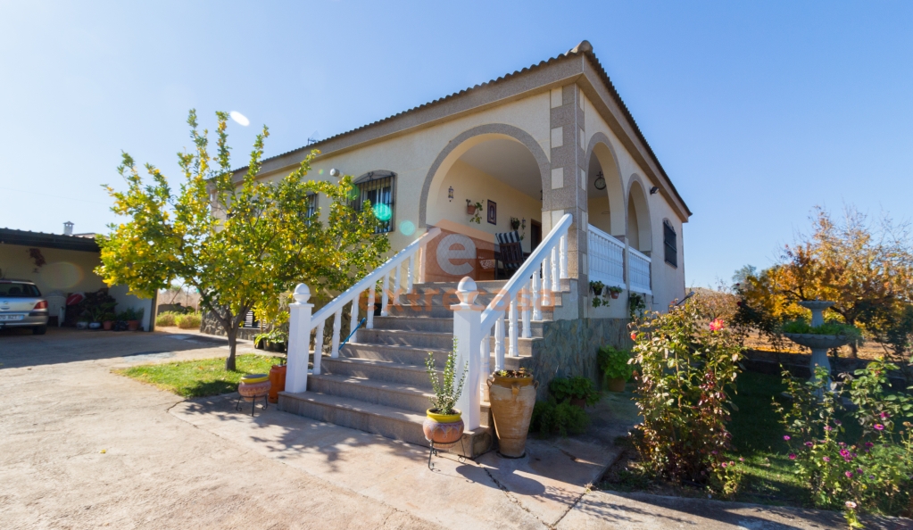 Chalet independiente en Campomanes