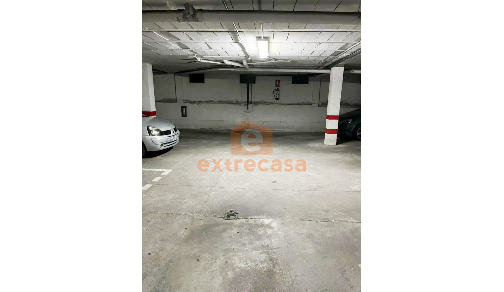 Garaje y Trastero en venta en San Roque Badajoz