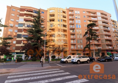 Apartamento en venta en Avda. Fernando Calzadilla