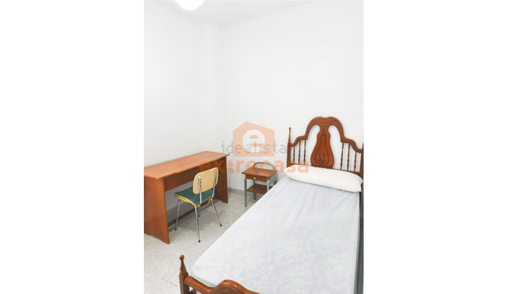Alquiler de piso amueblado de 3 habitaciones en Pardaleras Badajoz