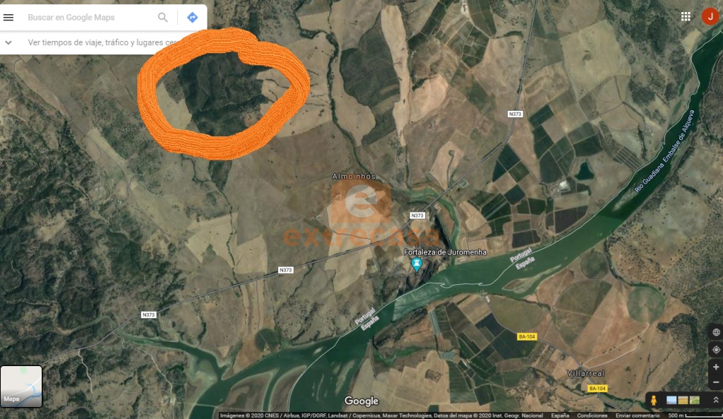 Venta de finca rústica en Juromenha