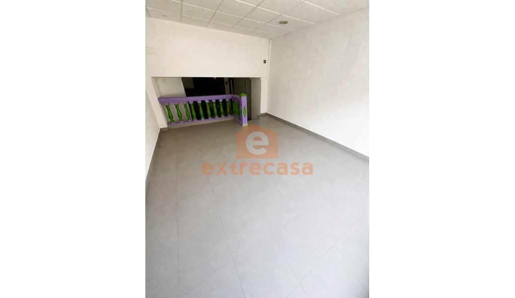 Local comercial en alquiler en Pardaleras Badajoz