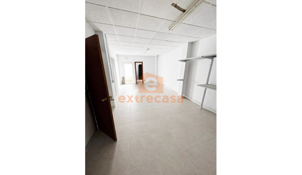 Local comercial en alquiler en Pardaleras Badajoz
