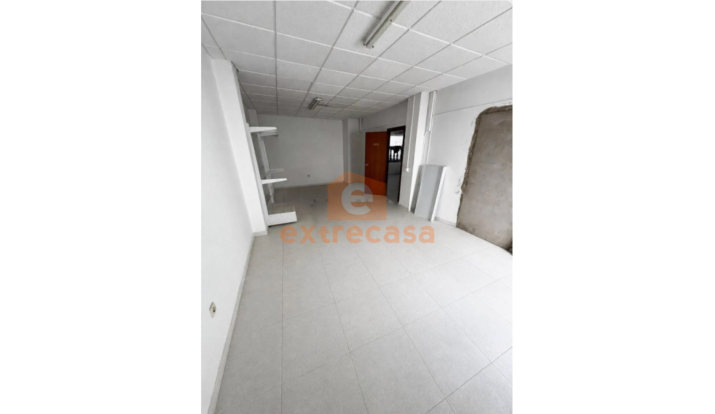 Local comercial en alquiler en Pardaleras Badajoz
