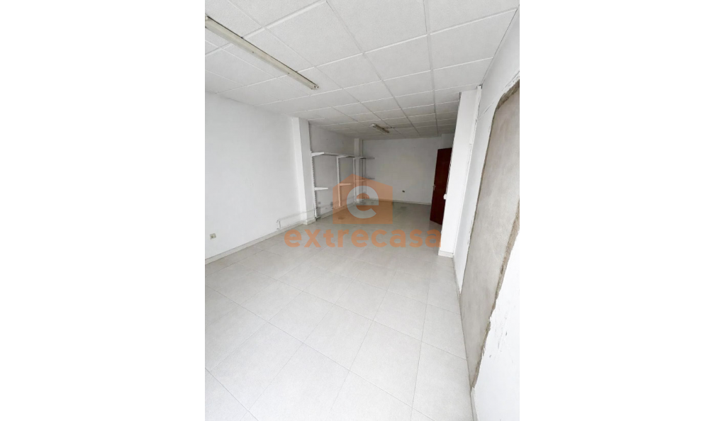 Local comercial en alquiler en Pardaleras Badajoz
