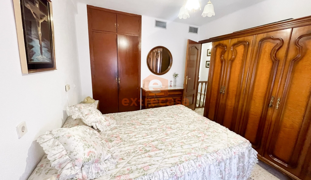 Alquiler de casa adosada en Cerro Reyes Badajoz
